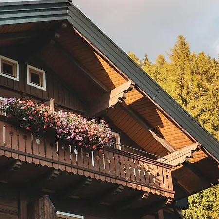 Bio Feistererhof - Gästehaus - Charmant Natürlich Seit 1448 Gasthof *
